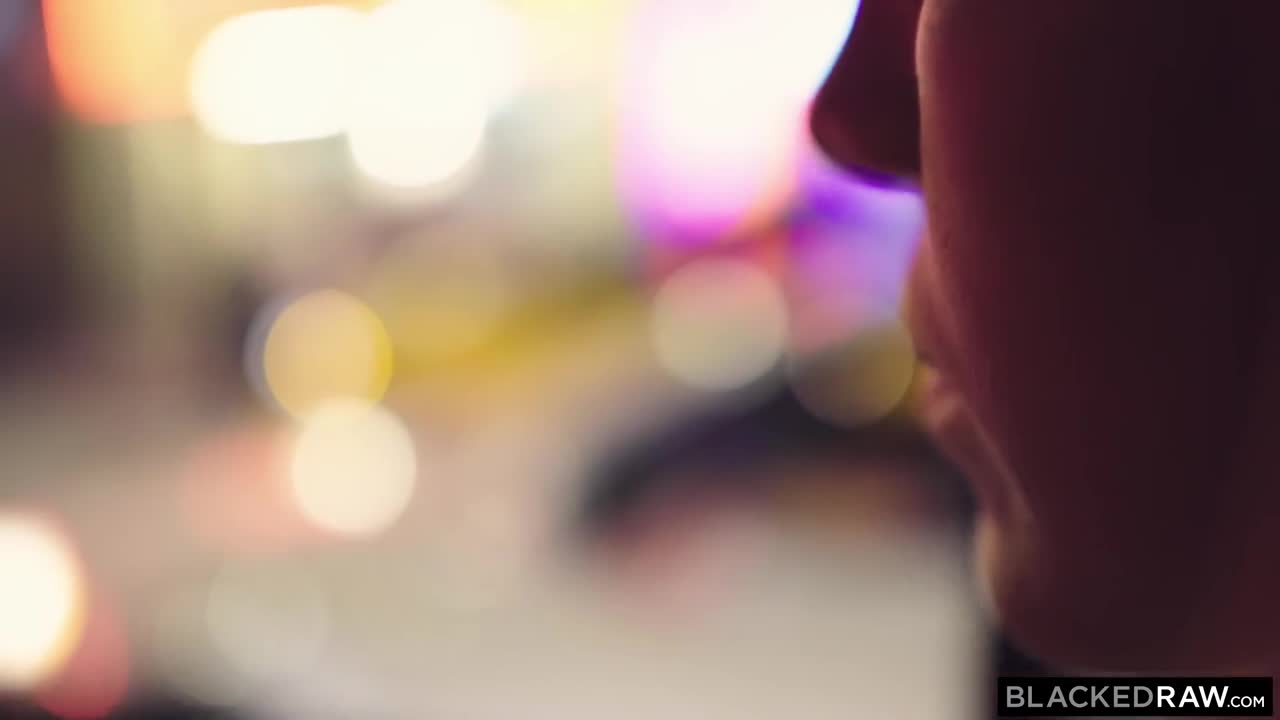 Tiny Cutie Violet Handles His BBC Like A Pro (36:56) | ePornFresh.