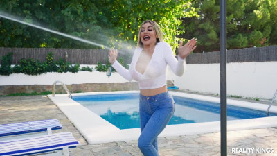 Getting Stepmom Wet