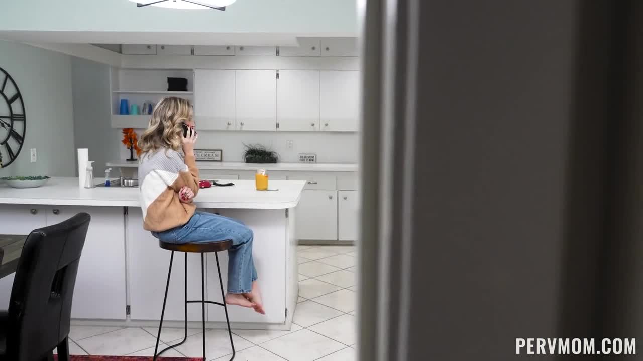 Let’s Get This Mardi Started (01:04:10) | ePornFresh.