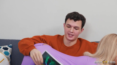 Cramming Creampie In Her Buttflap