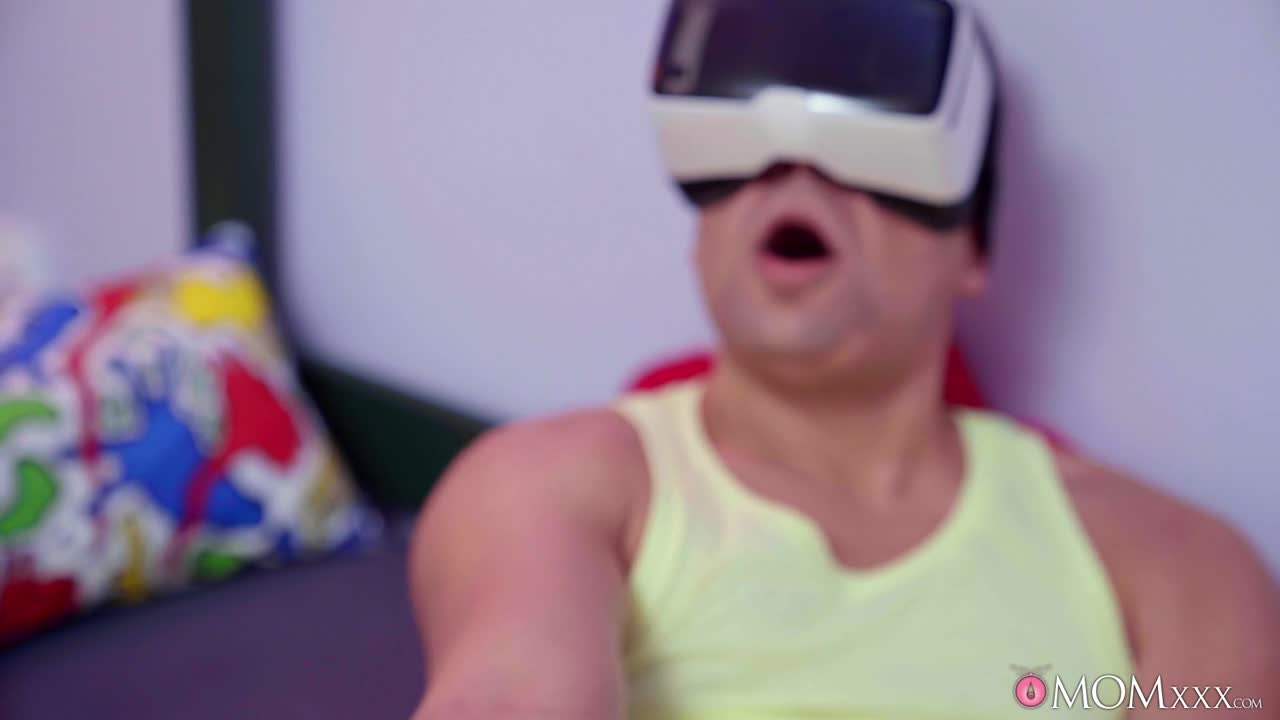 Horny VR lad hires mature escort (24:01) | ePornFresh.