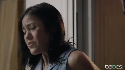 Kendra Spade in Kendra can't believe her bad luck when her car breaks down in the middle of a storm, but her luck is about to change
