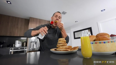 Aria Banks in Pancake Nympho