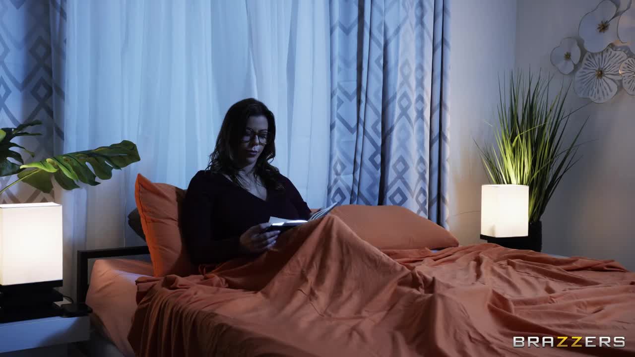 What Hubby Doesn't Know (35:15) | ePornFresh.