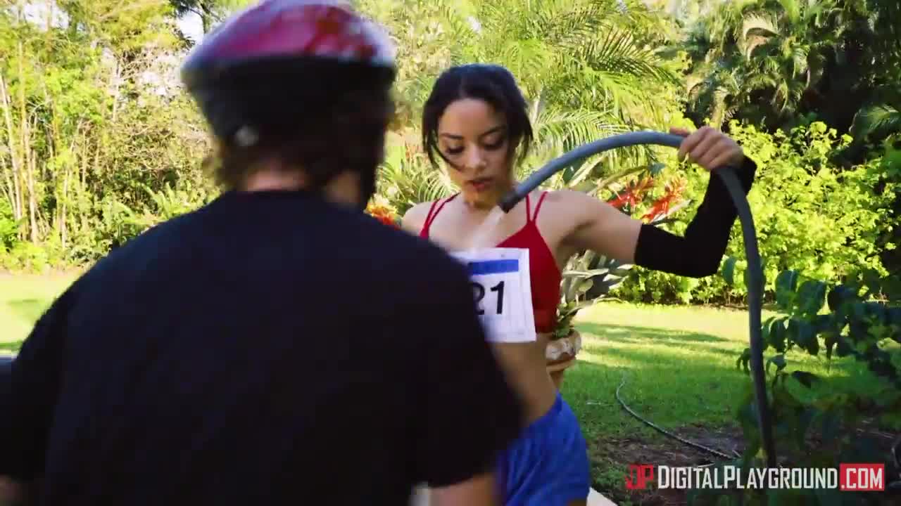 Maya Bijou in There are few things as physically challenging as training for a marathon, but with coach Robby Echo helping her along, Maya Bijou is ready to give it her best shot (10:00) | ePornFresh.