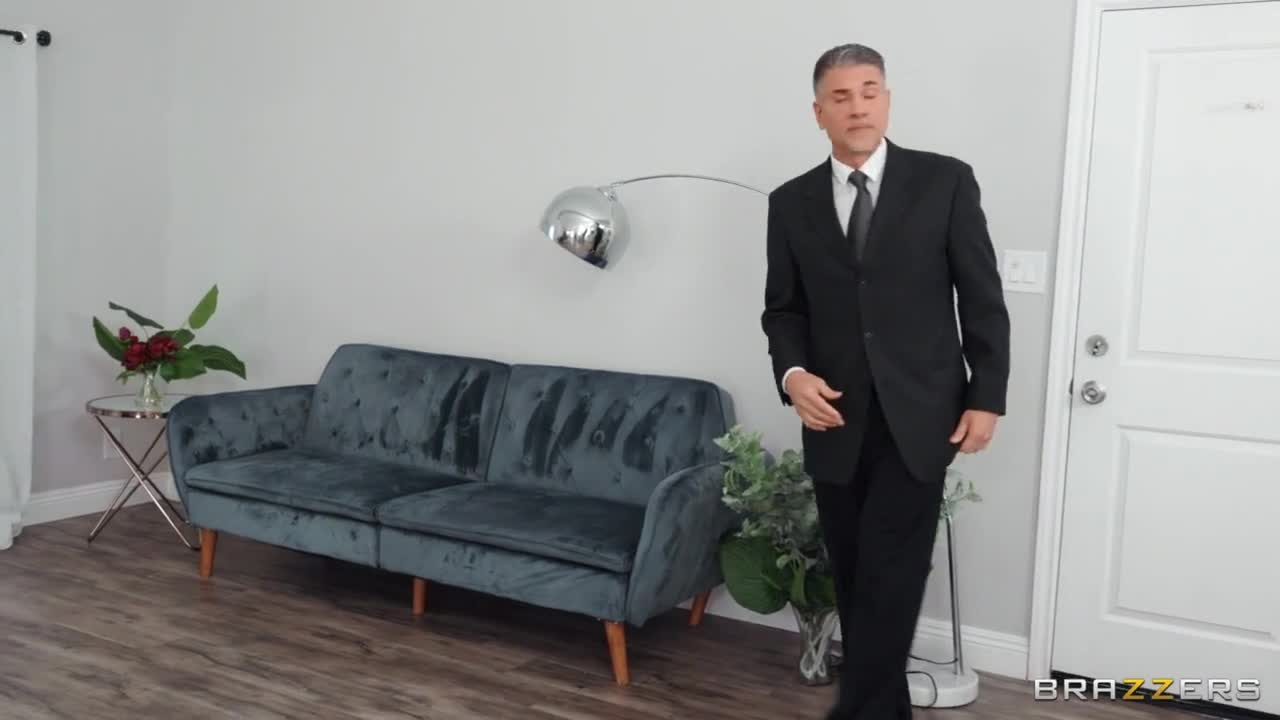 Mogul Moves (35:37) | ePornFresh.