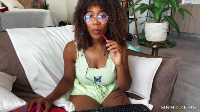 Gaming Gets Jenna Horny