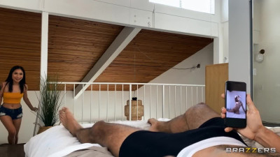 Avery Catches Her BF Jerking