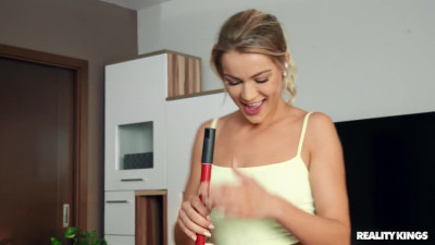 Perverted Girl Crosses The Line