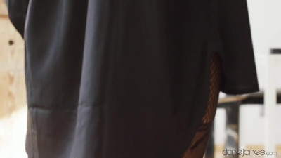 Kinky wife gives husband quickie