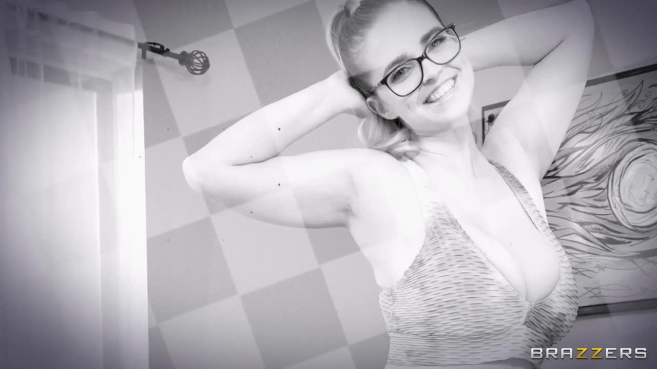My Trainer Loves Big Natural Tits! (30:58) | ePornFresh.