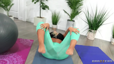 Stuck Between Anal And A Workout