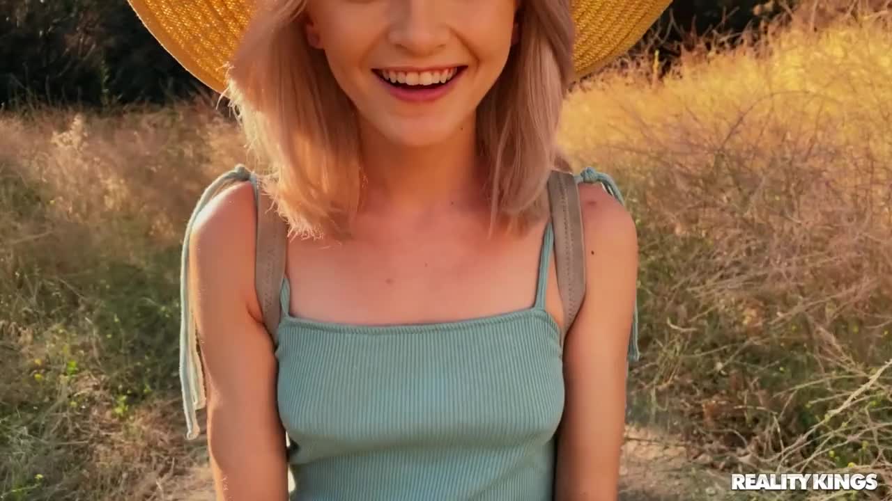 Catching Lola In The Wild (47:39) | ePornFresh.