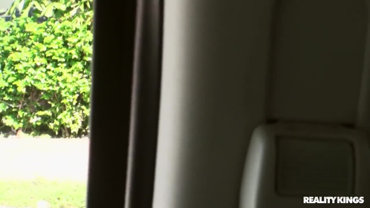 Banging The Backseat Pussy (31:21) | ePornFresh.