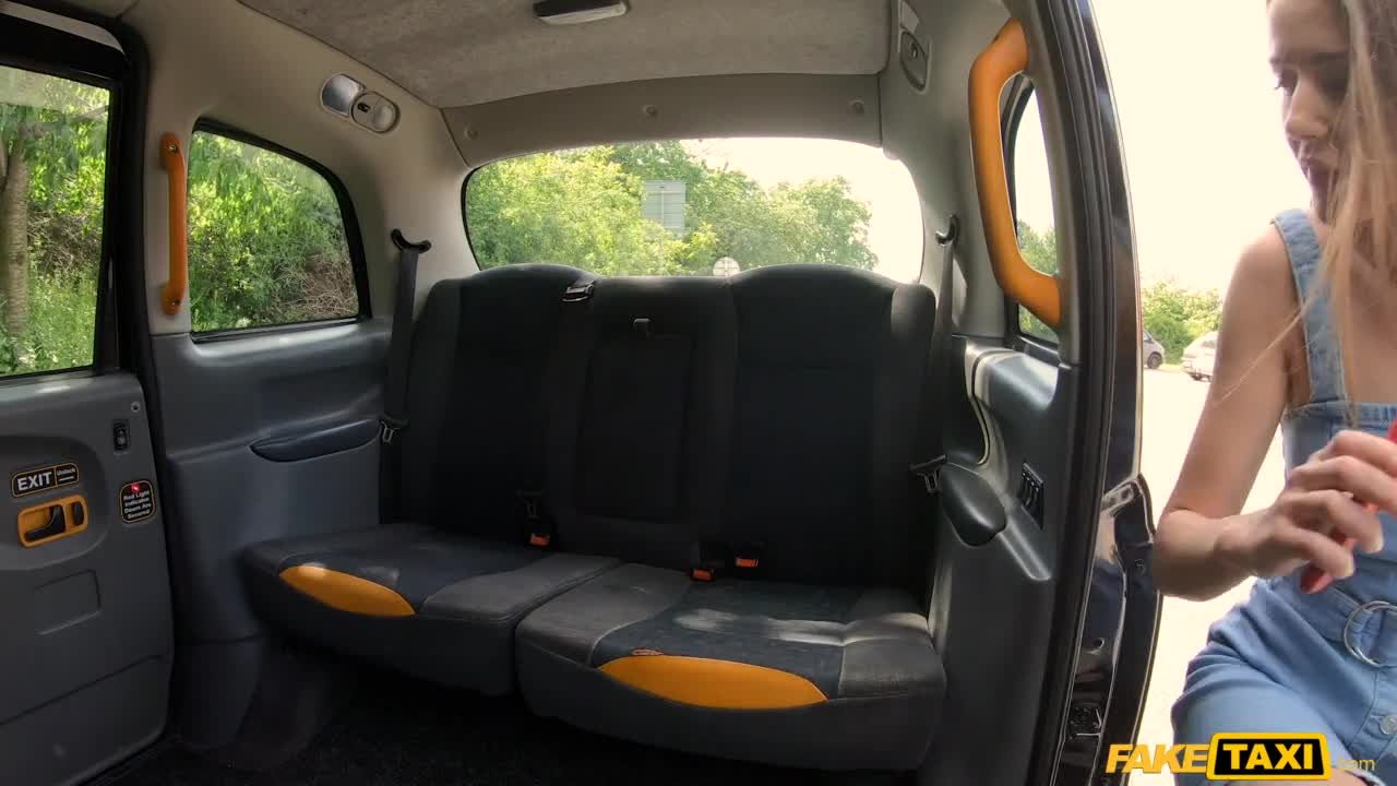 Beauty in a short denim dress and perfect tits had a great time in a taxi (30:13) | ePornFresh.
