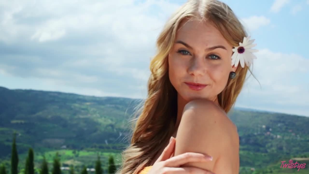 Шаловливая Нэнси | Naughty With Nancy (07:33) | ePornFresh.
