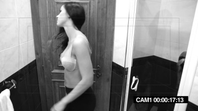 Две горячие брюнетки Виктория Свит и Элиза Киган трахаются на массажном столе