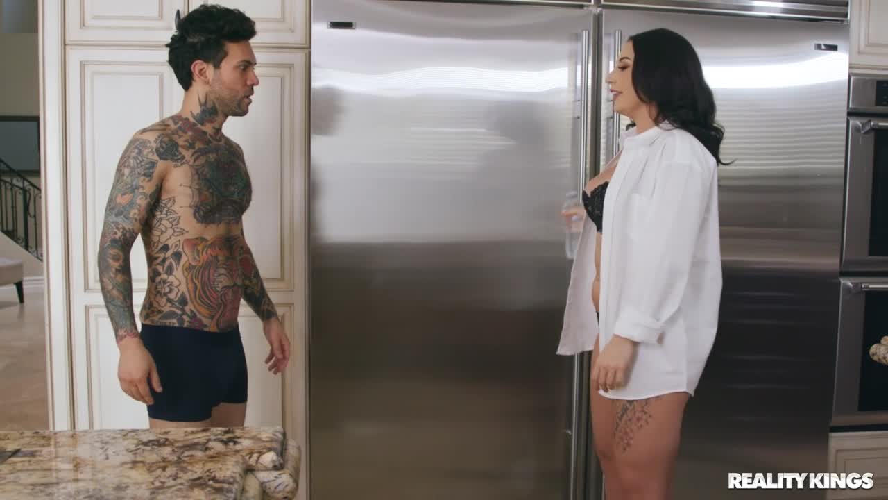Секс на кухне с идеальной Занной (27:08) | ePornFresh.