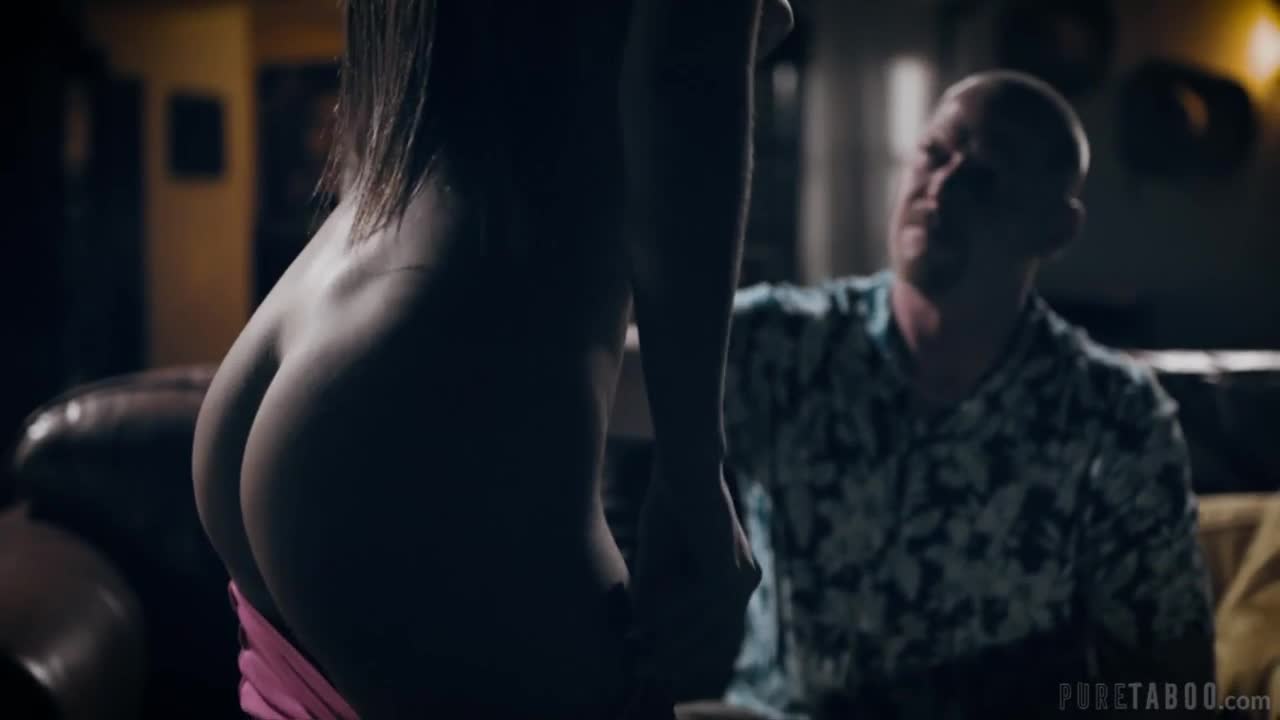 Жесткий ночной секс в спальне с развратной брюнеткой Gia Derza (10:00) | ePornFresh.