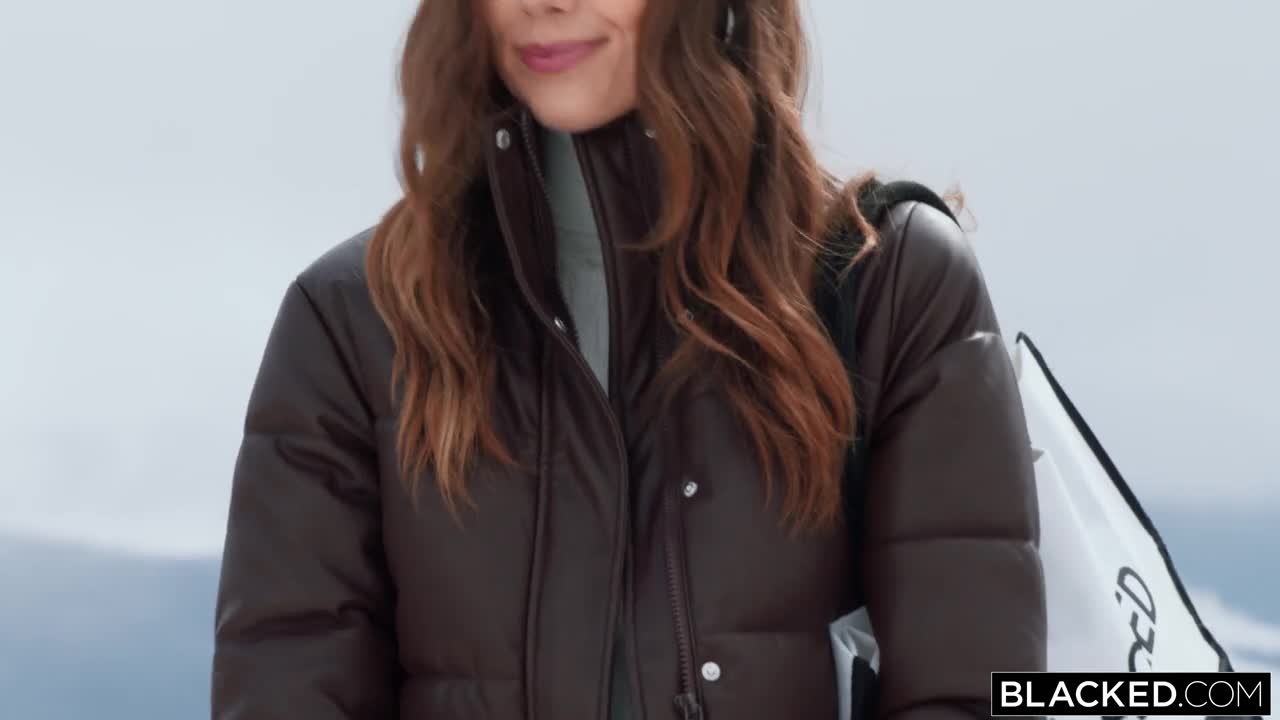 Shy Actress Hope Takes Every Inch Of Jasons BBC (31:11) | ePornFresh.