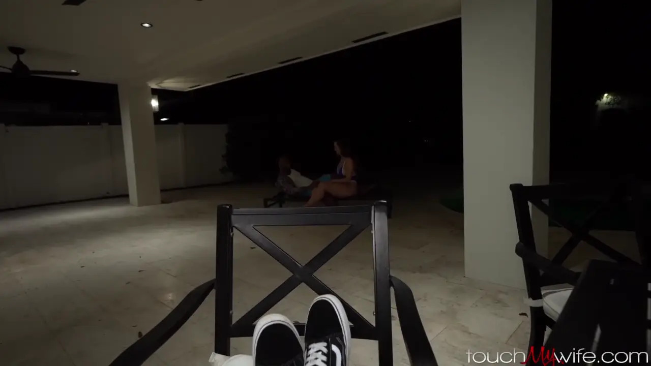 BUSTY WIFE LOVES ON BBC'S (40:03) | ePornFresh.