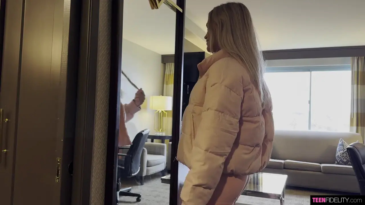 Creaming Her Rose (36:54) | ePornFresh.