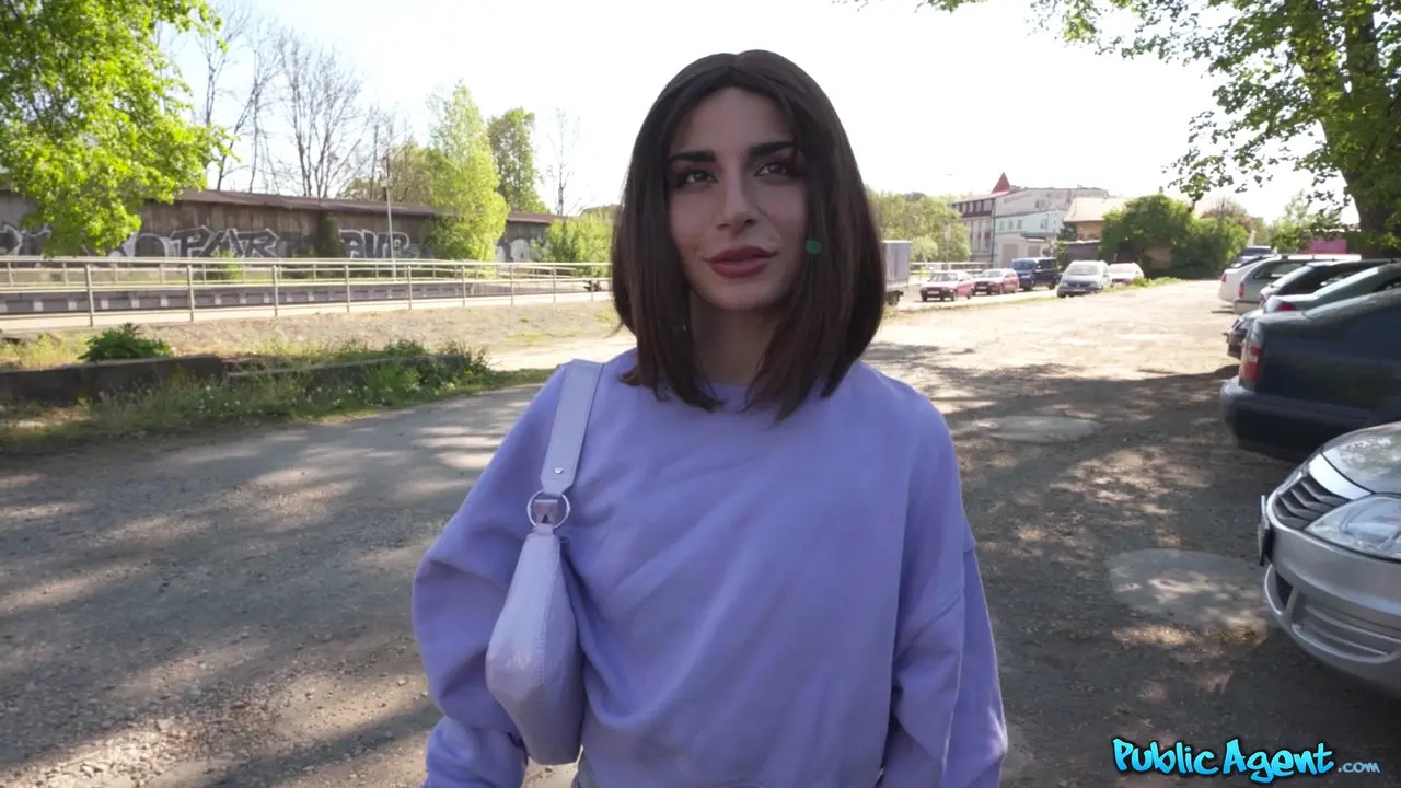 Perfect Italian Booty (26:01) | ePornFresh.