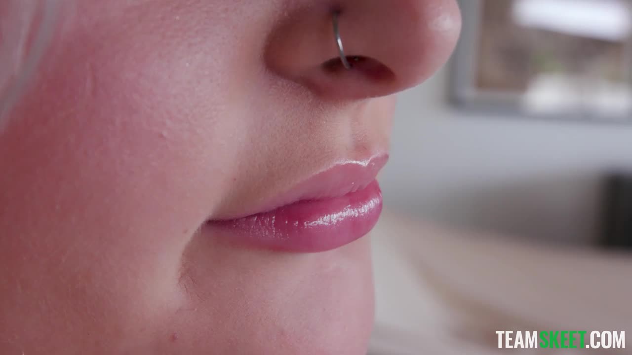 Babysitters Never Quit! (35:04) | ePornFresh.
