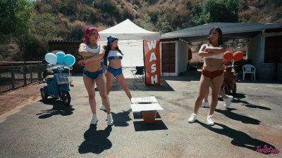 Scrub-a-Dub Squirt