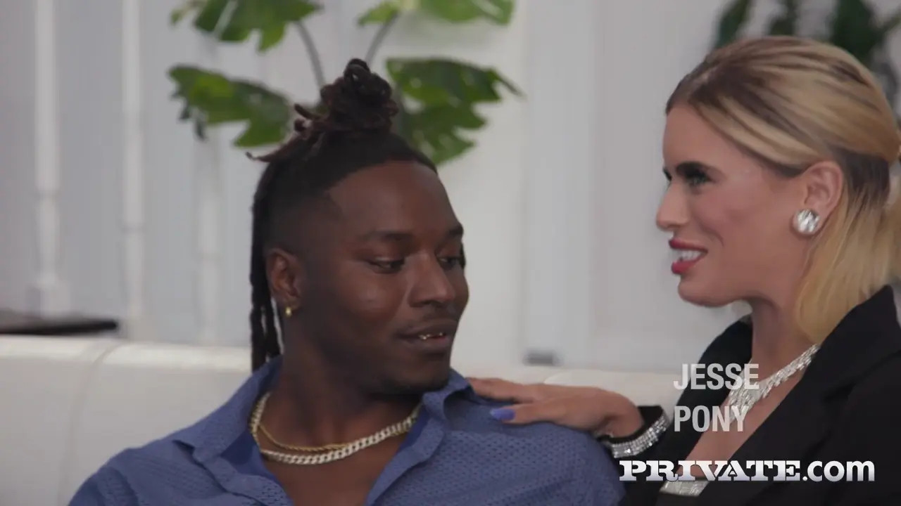 Jesse Pony Enjoys an Interracial Debut with Anal (25:11) | ePornFresh.