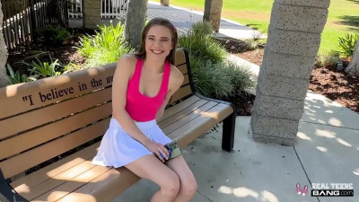 Rose Caarter's Whole Body Quivers As She Cums