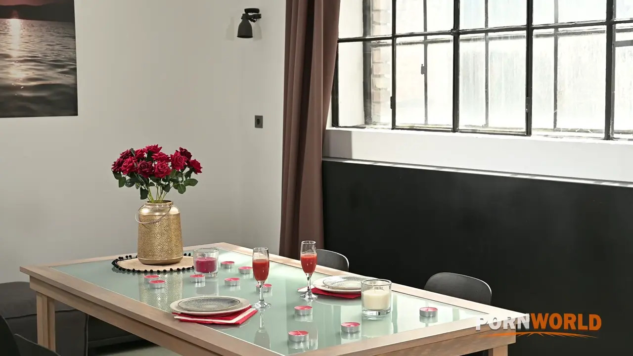 Sex Crazed Hottie Martina Smeraldi Initiates Dinner Date DP Fun (45:19) | ePornFresh.
