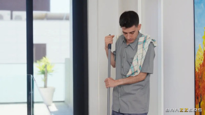 The Sneaky Masseur