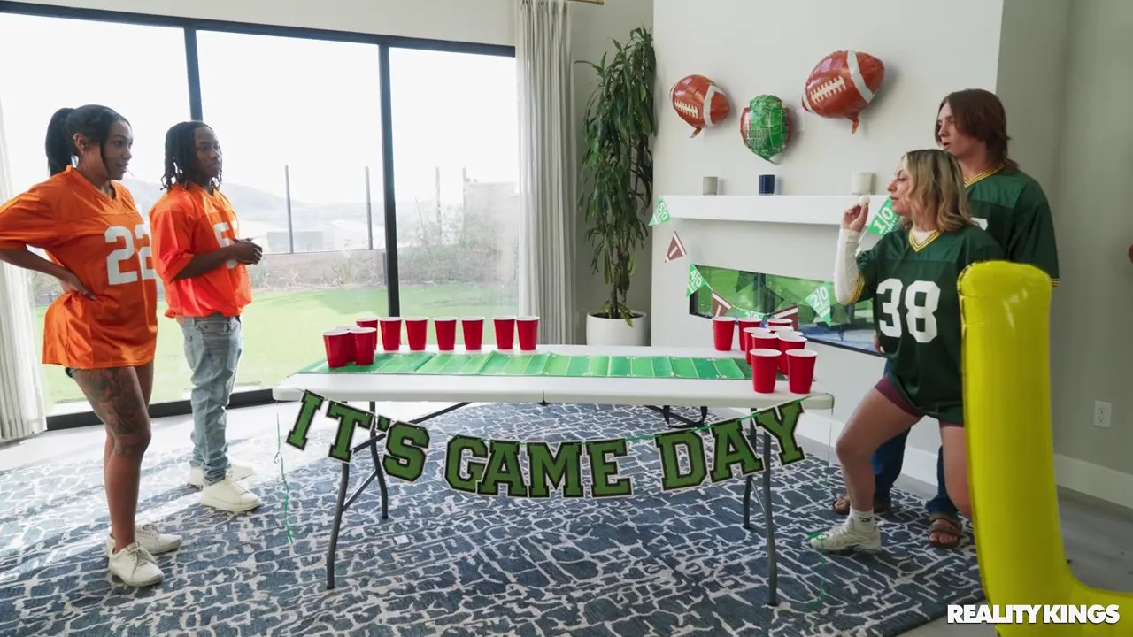 Game Day Bump and Run (39:40) | ePornFresh.