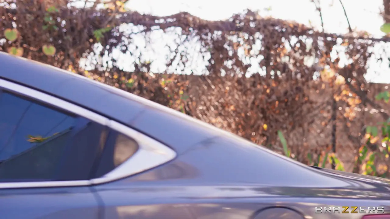 Drive Thru Her (25:36) | ePornFresh.
