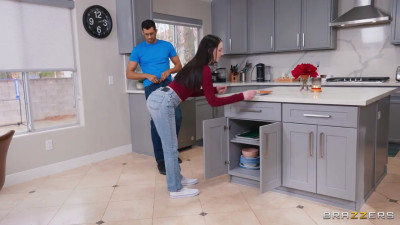 Sneakily Stretching Her Pussy