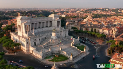 The Best View In Rome? Her Big, Bouncy Tits and Hungry Lips