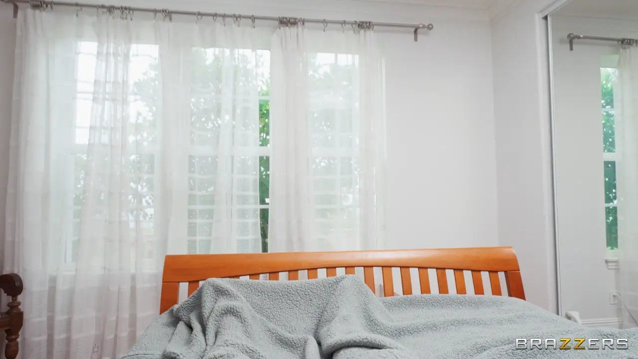 The Trad Wife Life (46:00) | ePornFresh.