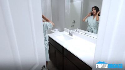 “My Favorite Step Aunt” Jealousy Leads to Threesome (Alexa Chains Debut)
