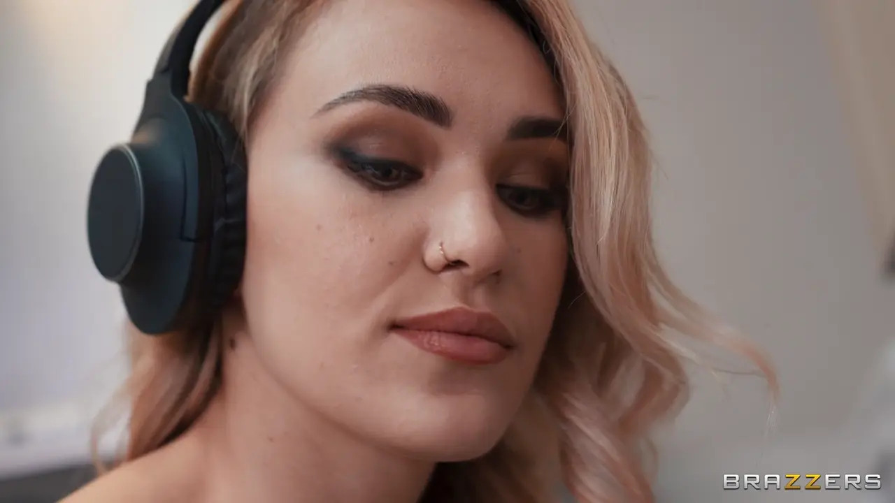 It’s Okay, You Can Touch (33:54) | ePornFresh.