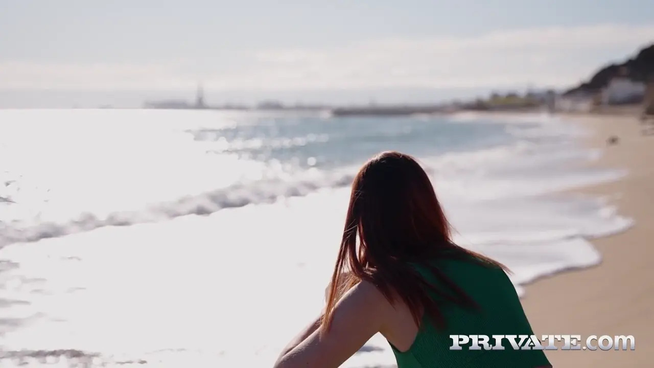 Guess what happens when Leya de Santis wants a sexual adventure? (47:07) | ePornFresh.
