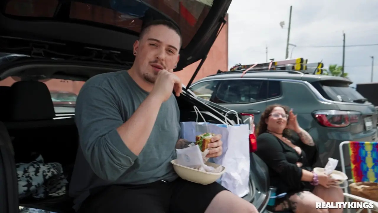 Parking Lot Pickup (30:41) | ePornFresh.