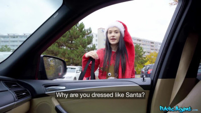 Big cock tip for Xmas delivery girl