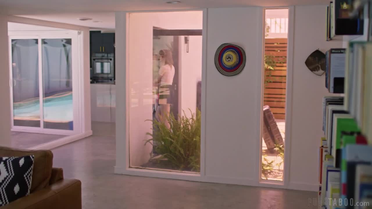 Mi Casa Es Su Casa (53:18) | ePornFresh.