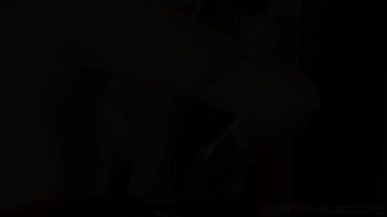 Hand Comes In Handy Again (26:03) | ePornFresh.