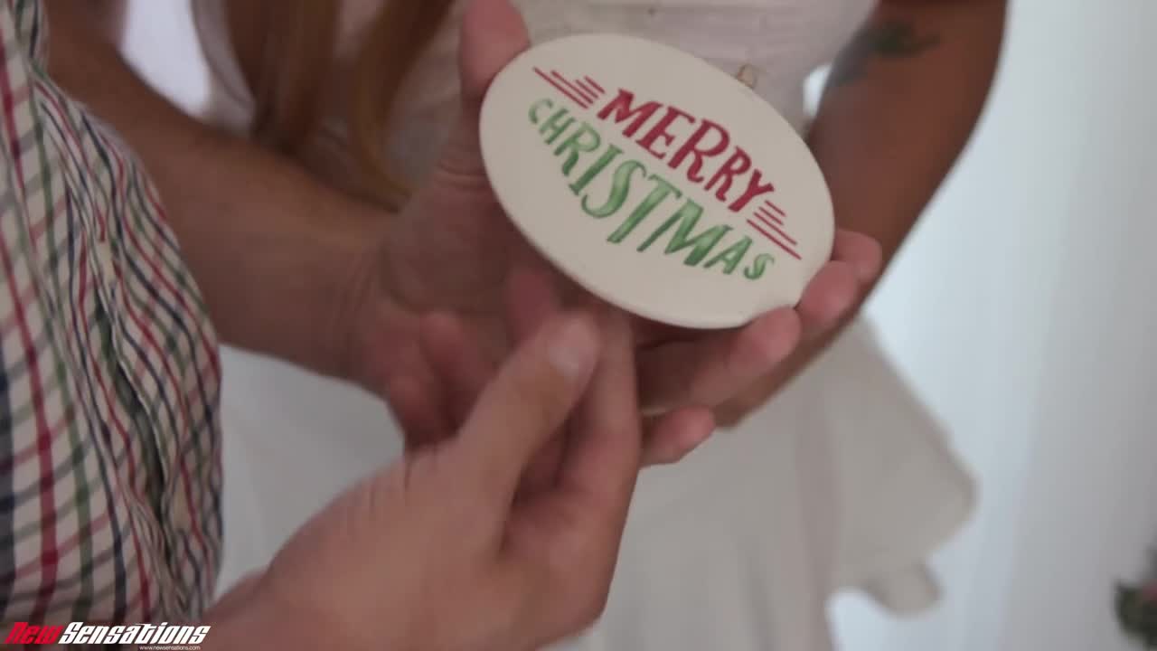 ALL HE WANTS FOR CHRISTMAS IS BABYSITTER PHOEBE KALIB (29:28) | ePornFresh.