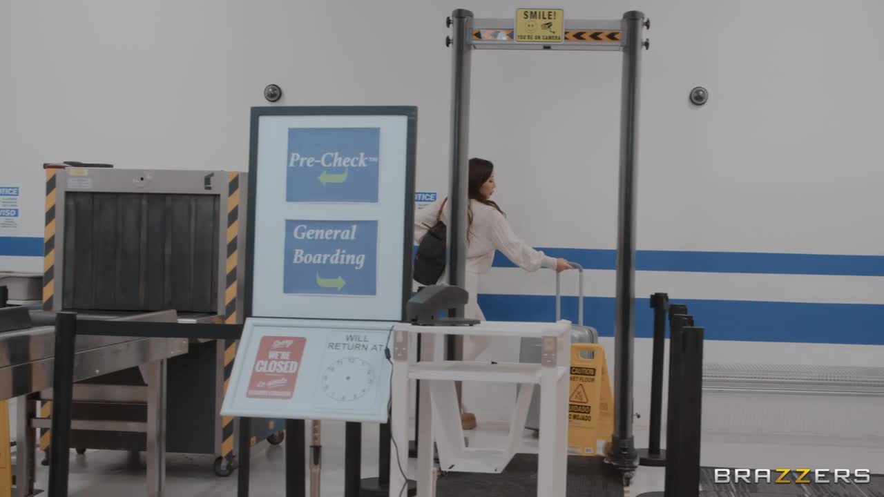Flight Delay Anal Dick-Down (35:34) | ePornFresh.