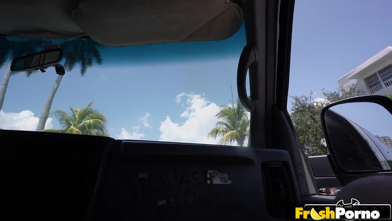 Monster Bus (52:11) | ePornFresh.