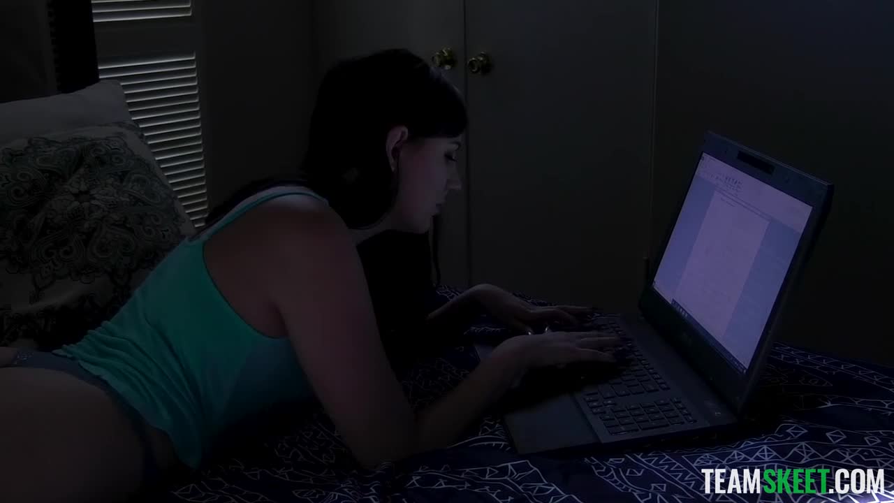 Diaries of a Horny Girl (31:22) | ePornFresh.
