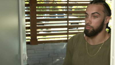 Eden West is willing to sell her laptop at a lower price as long as she gets taken care of first!